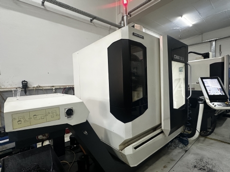 DMG CMX 50 U 5 Eksen işleme merkezi